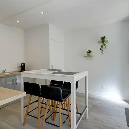 Love Cosy - Nuit De 18h A 11h - Cosy & Clean Apartman Dijon